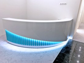 Стойка ресепнш для стоматологической клиники